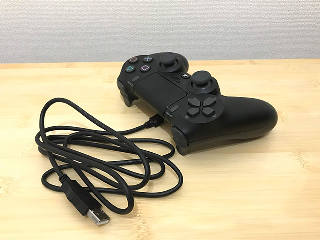 PS4コントローラーの画像